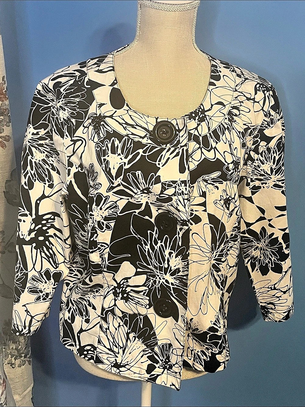 Coldwater Creek Floral Blazer in Black & White Size XL